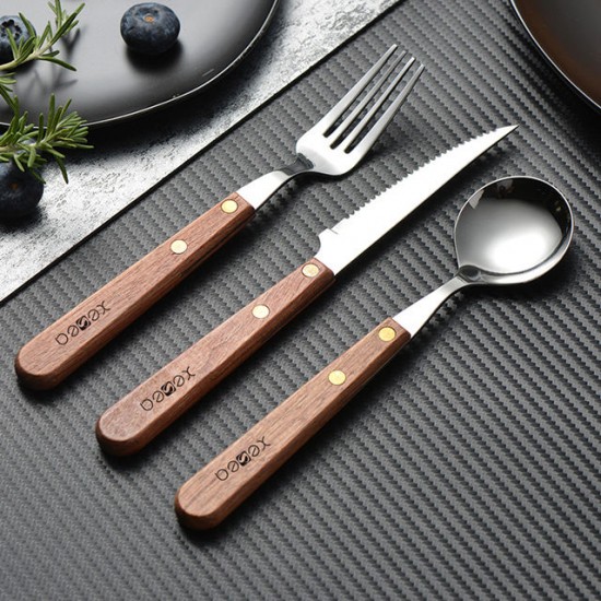 China High Quality Stainless Steel Tableware 24 Pieces Knife Fork Spoon Wood Handle Silverware Restaurant Cutlery Set Gift Box