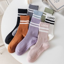 High Quality Custom logo Plain Cotton Female Crew Pilates Grippy Socks Women Non slip Pilates Yoga Socks With Grip